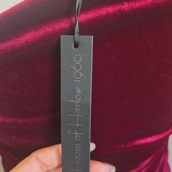 HOUSE OF HARLOW 1960 Dress Women's One Shoulder Velvet Ruched Side Garnet Nicole - Picture 6 of 9